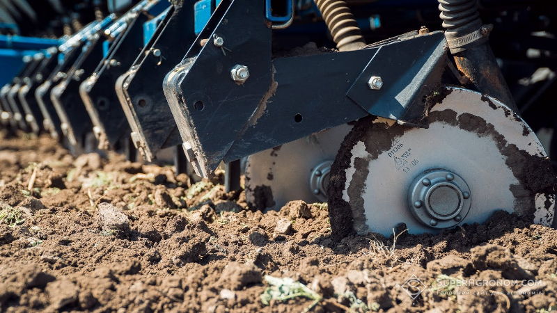 Посівна кампанія у підприємствах Ukrlandfarming йде по плану