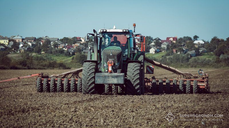 На Київщині аграрії перетнули екватор посівної озимих