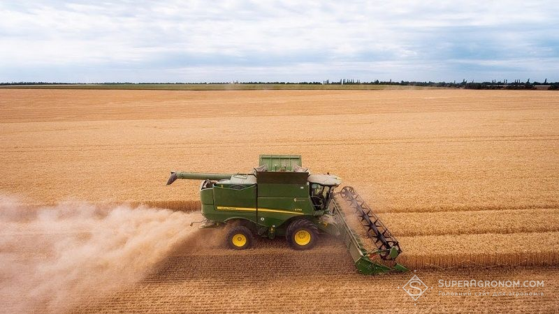 На Полтавщині завершились жнива ранніх культур: детальний звіт