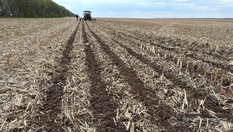 Поле за технологією strip-till