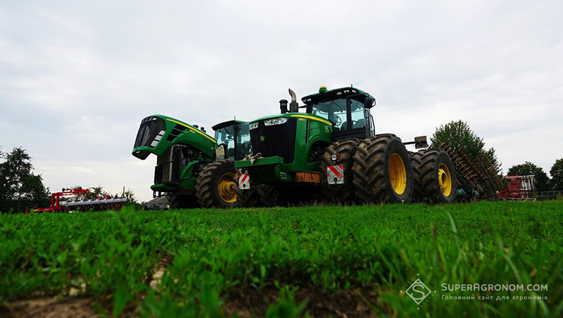 Трактори John Deere у господарстві «Дашківці»